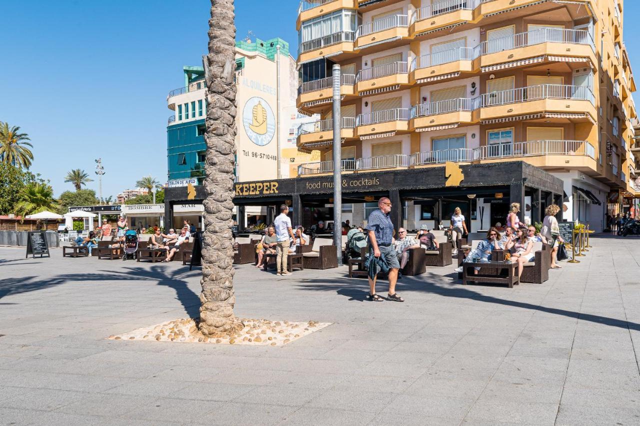 Apolo Beach Front - Sea View Luxury Apartment Torrevieja Esterno foto